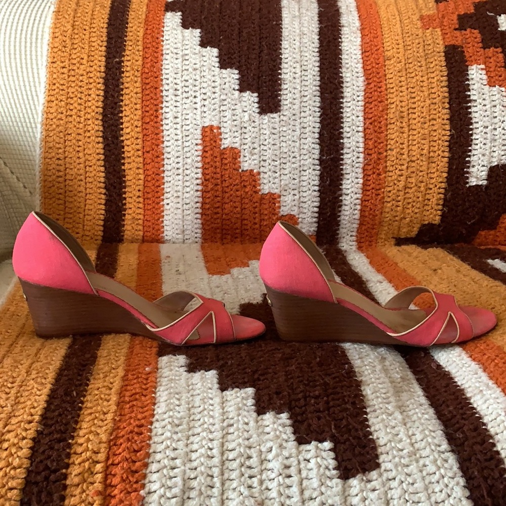 Lilly Pulitzer Pink Wedges Size 9 - Picture 5 of 7